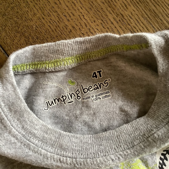 Boy's 4T Jumping Beans Gray Graphic Tee and Black Cargo Pants Set - Picture 8 of 8